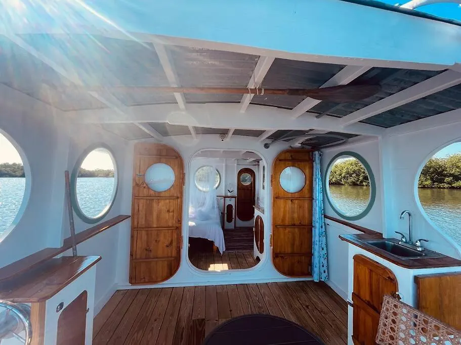 A Slice Of Paradise In The Florida Keys Key West Botel