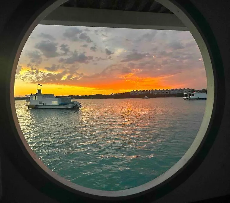 Botel A Slice Of Paradise In The Florida Keys Key West